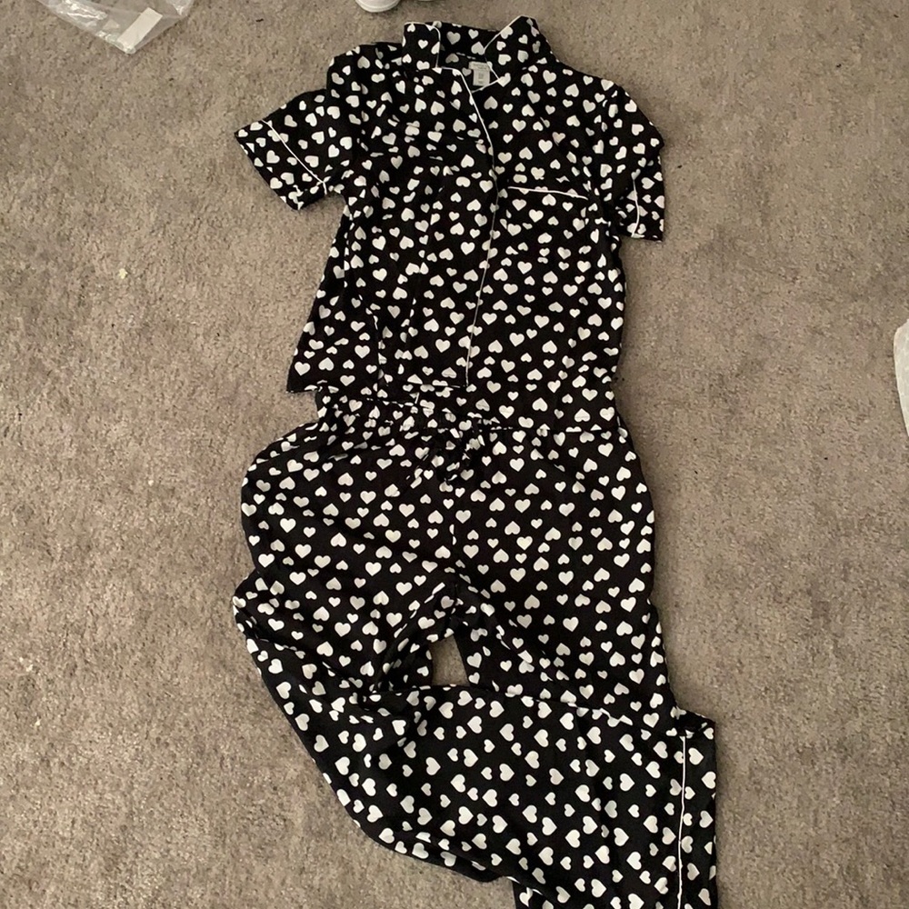 Tabitha Webb sleepwear black and white heart pajamas
